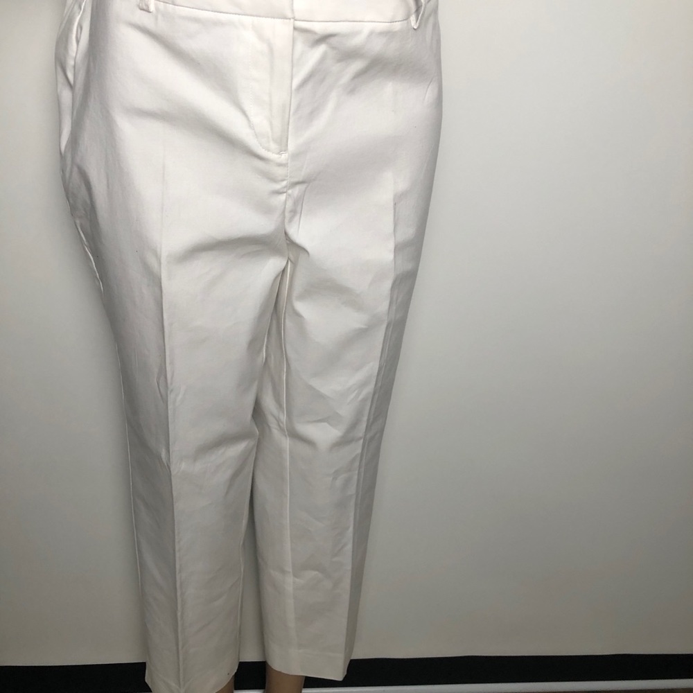 White slack Capri pants
